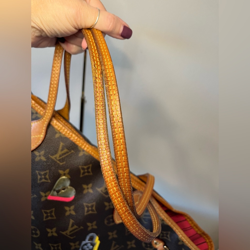 Louis Vuitton Limited Edition Love Lock Monogram Neverfull - Picture 8 of 16